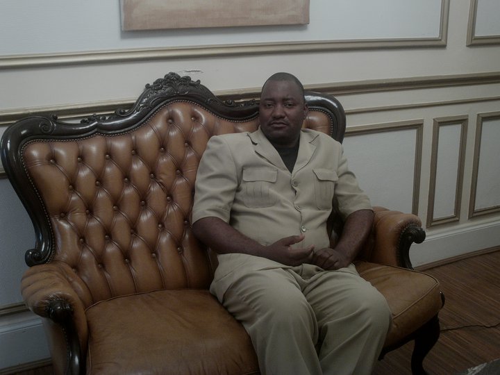 Directeur-Félicien-Mbumba.jpg Directeur Félicien Mbumba